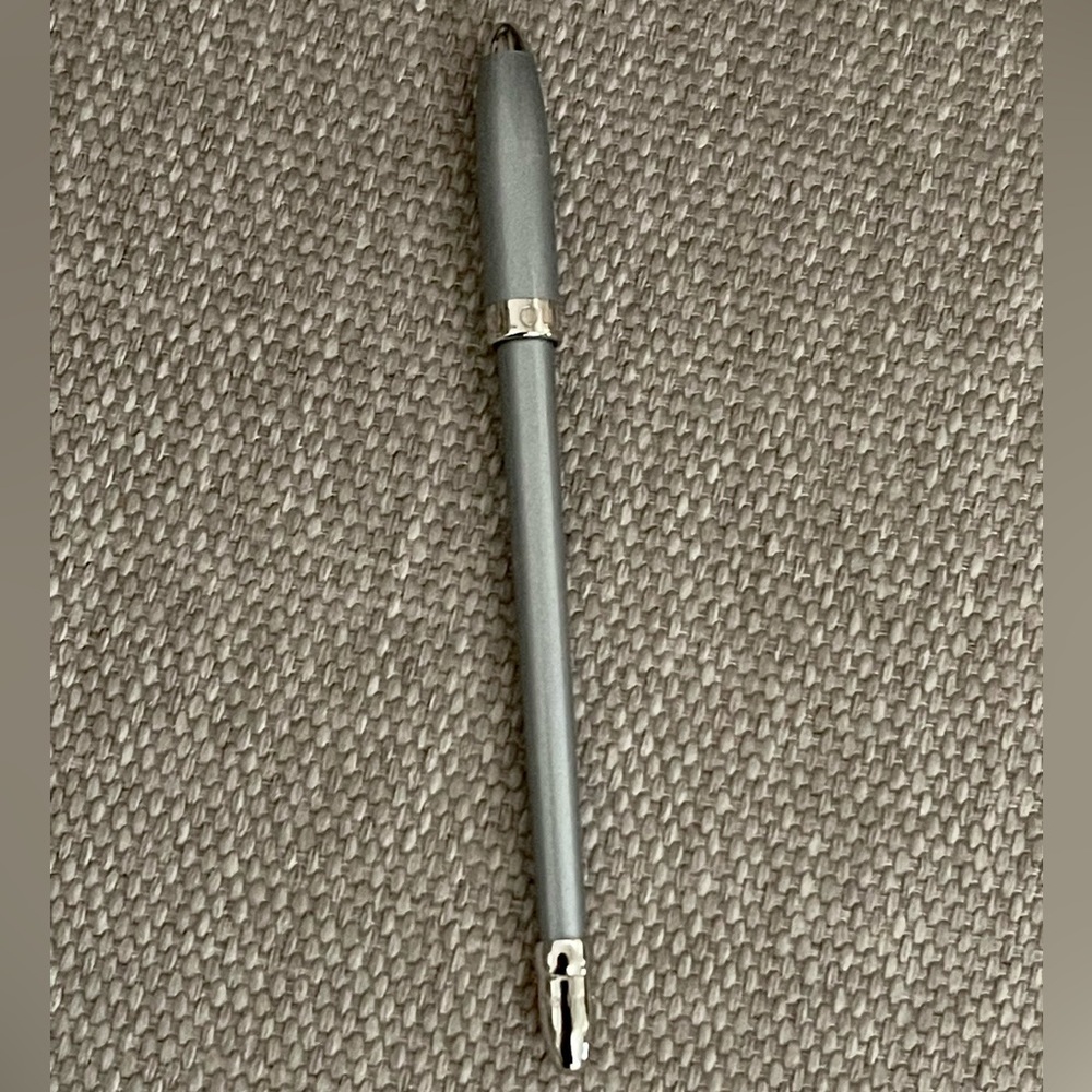 ⭐️COA⭐️LOUIS VUITTON Stilo Agenda Silver Tone Ballpoint Pen💥Authentic